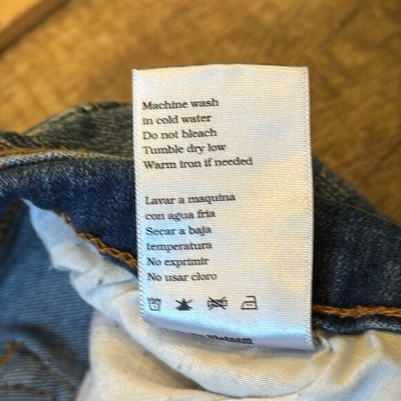 KanCan Blue Distressed Denim Jean Shorts size 29/11 - Picture 7 of 7